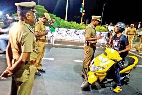 மாநகரில் சட்டம், ஒழுங்கைச் சீர்படுத்த இதுபோன்ற நடவடிக்கைகள் தொடரும் எனக் காவல்துறை கூறியுள்ளது.