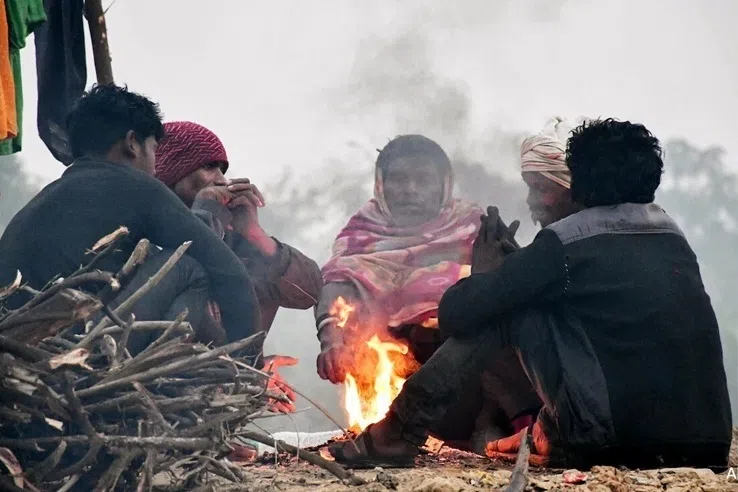 வடமாநிலங்களில் நடுங்க வைக்கும் குளிர் அலை, பனிப்பொழிவு