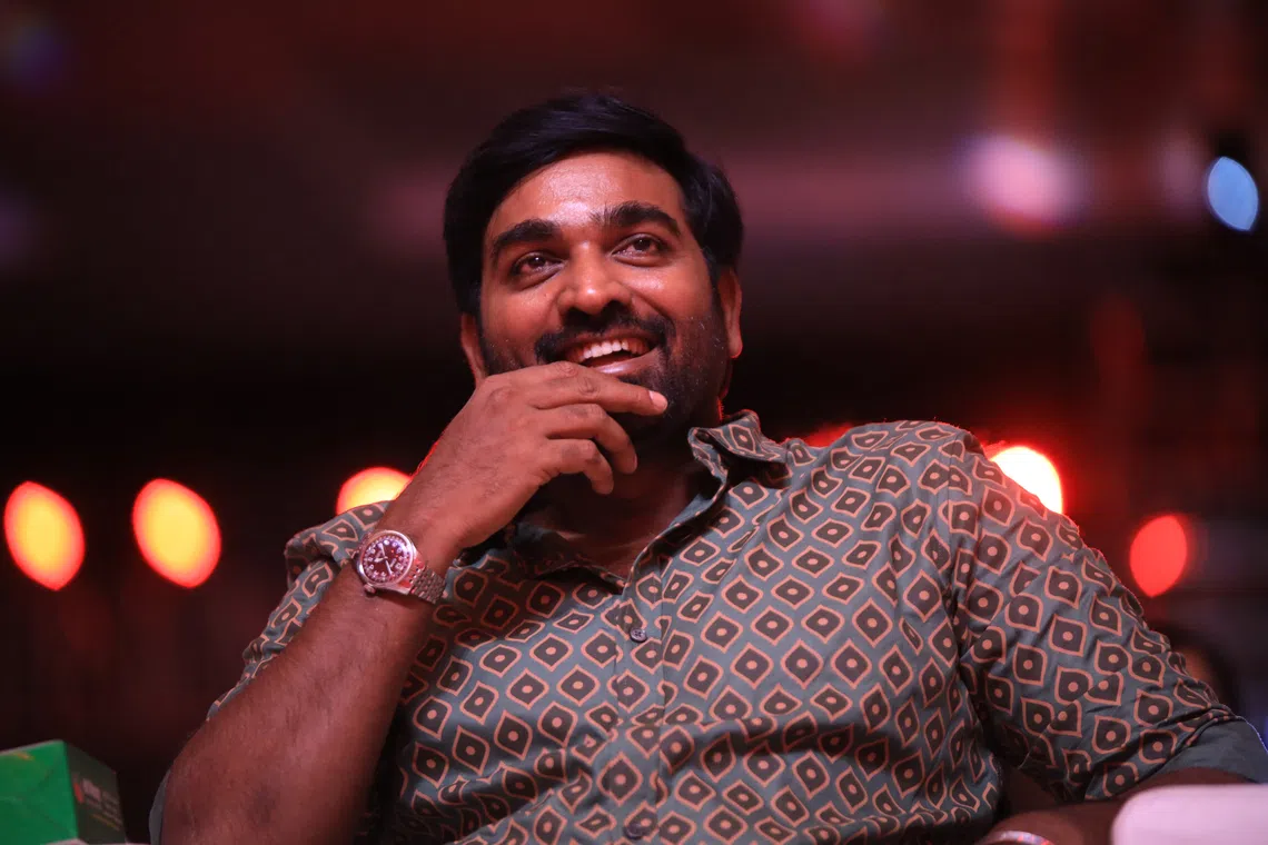 எனக்கும் கடன் இருக்கிறது: விஜய் சேதுபதி