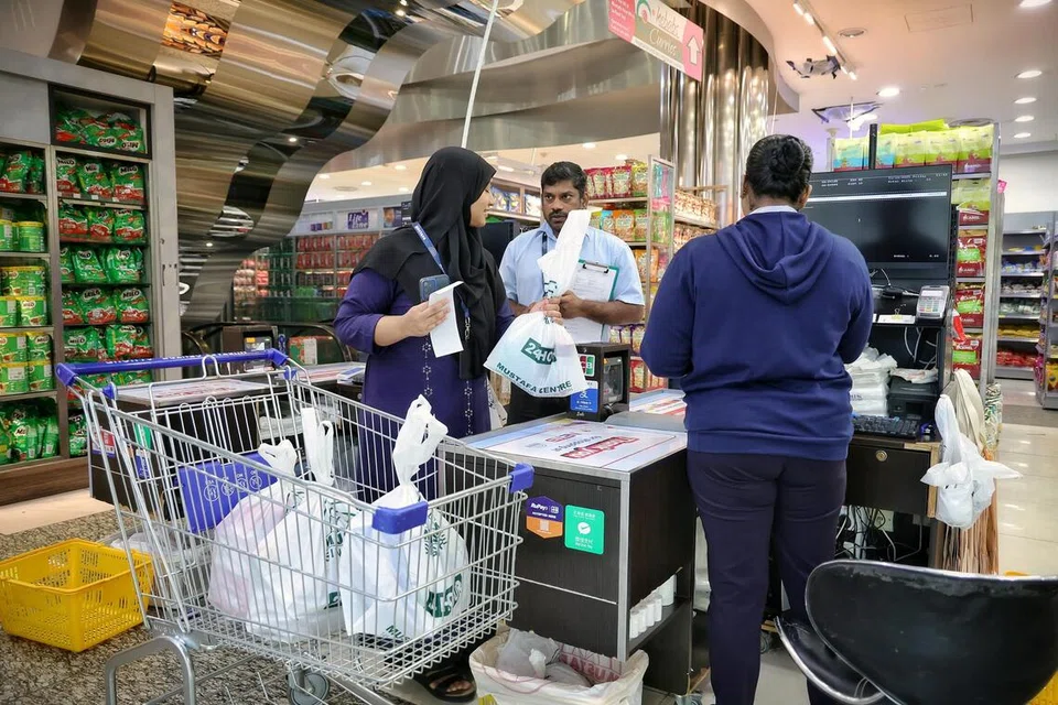 முஸ்தஃபா கடைத்தொகுதி.