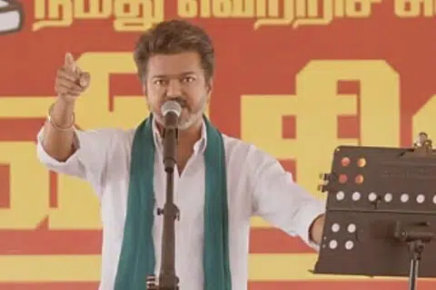 கல்லாப்பெட்டிக் கூட்டணியைத் தக்கவைப்பதில் மட்டுமே முதலமைச்சர் முழுக் கவனத்தையும் செலுத்துவதாக விஜய் கூறியுள்ளார்.