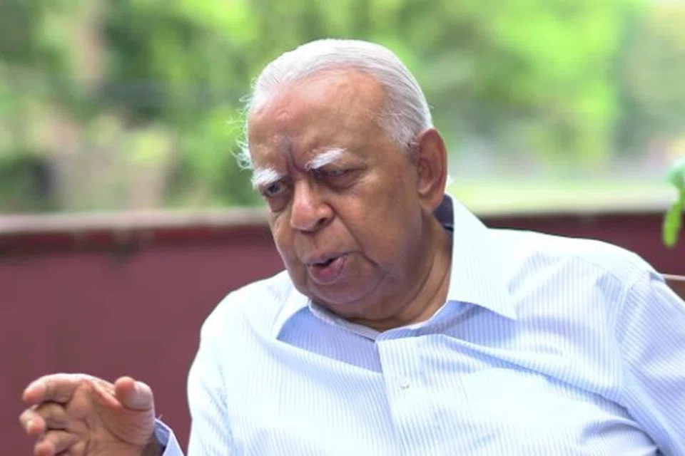 தமிழ் தேசியக் கூட்டமைப்பின் தலைவர் இரா. சம்பந்தன், 91.