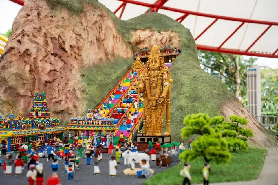 பத்துமலையின் லேகோ வடிவத்தைப் பலரும் பாராட்டி வருகின்றனர்.