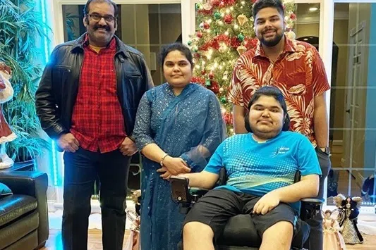 திரைத்துறையில் அடுத்த சுற்றுக்குத் தயாராகும் நெப்போலியன்