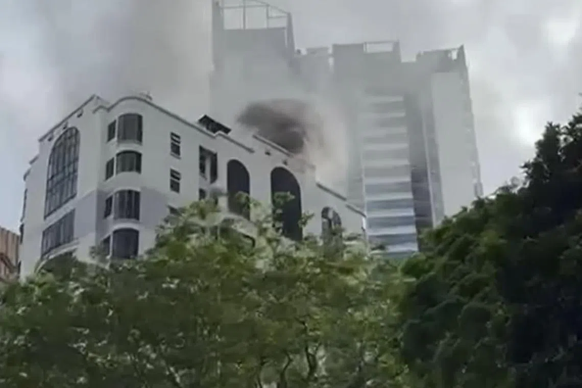 பாலஸ்தியர் தனியார் அடுக்குமாடி வீட்டில் தீ விபத்து