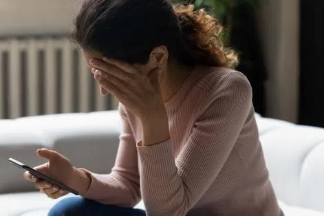 ஜனவரி மாதத்தில் காதல் மோசடியால் அதிகம் பாதிக்கப்பட்டவர்கள் பெண்கள்