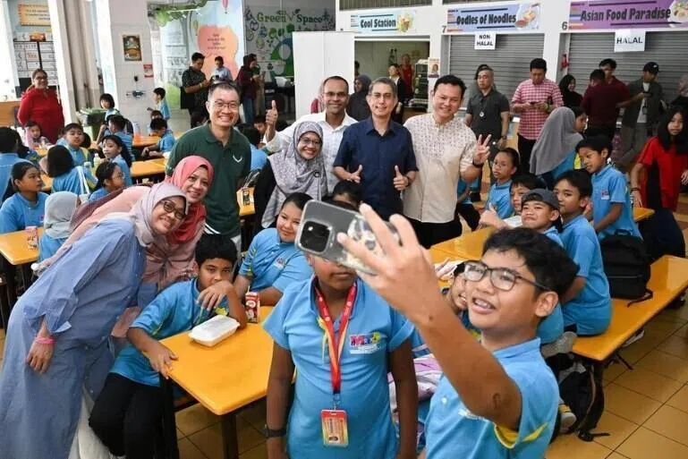 மாணவர்களுக்கான மெண்டாக்கியின் சாதனைத் திட்டம்: பள்ளிகளுடன் அணுக்கமாகச் செயல்பாடு