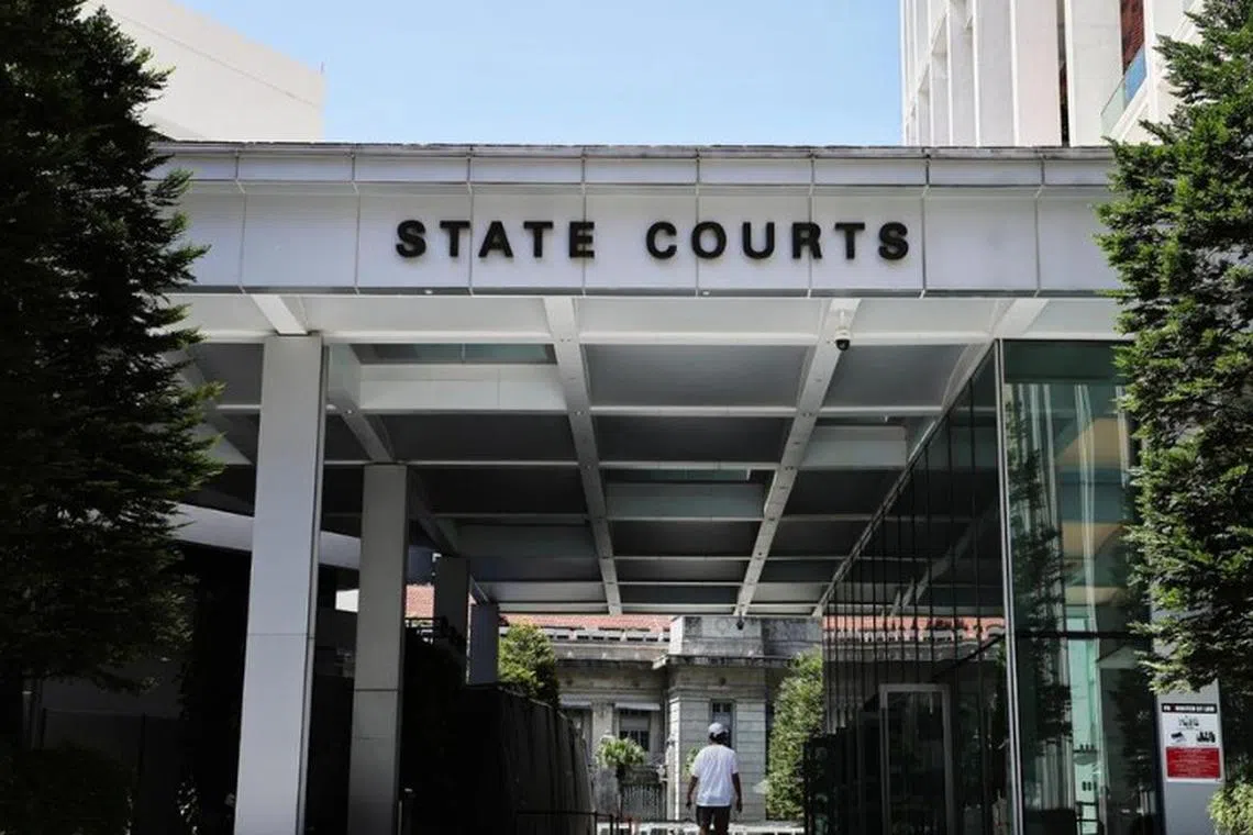 பாலர் பள்ளியில் குழந்தையிடம் அத்துமீறிய ஊழியர்