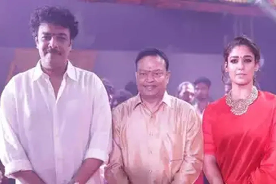 தயாரிப்பாளருடன் சுந்தர்.சி, நயன்தாரா.