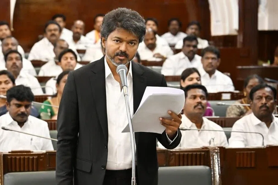 தமிழ் நாட்டின் 17வது சட்டமன்றத்தில் மொத்தம் 34 அமைச்சர்கள் இடம்பெறுவார்கள் என்று தெரிகிறது.