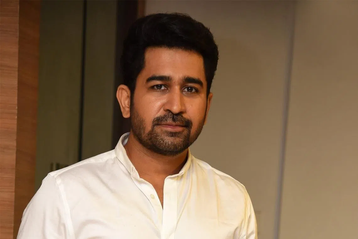 கடவுள் எங்கே எனக் கேட்கத் தோன்றுகிறது: விஜய் ஆண்டனி