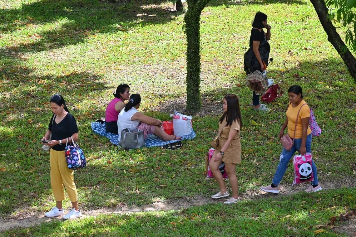 வெளிநாட்டுப் பணிப்பெண்களுக்கான கட்டாய ஓய்வுநாள் கொள்கை குறித்து விளக்கம்