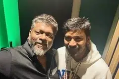 பார்த்திபன், தனுஷ்.