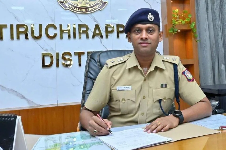 திருச்சி காவல்துறை கண்காணிப்பாளரான வருண்குமார்.