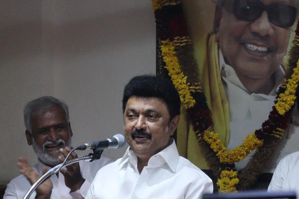 தமிழ்நாட்டின் முன்னேற்றங்களைப் பட்டியலிட்டு வரலாற்றைச் சொன்னால் கலைஞரின் பெயர் “உயர்ந்து நிற்கும்; உயிரென நிற்கும்” என முதல்வர் ஸ்டாலின் கூறியுள்ளார்.