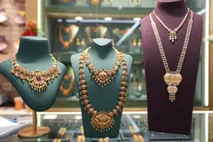 டிஎம்ஒய் ஜூவல்லர்ஸின் புதிய நகைத் தொகுப்பு.