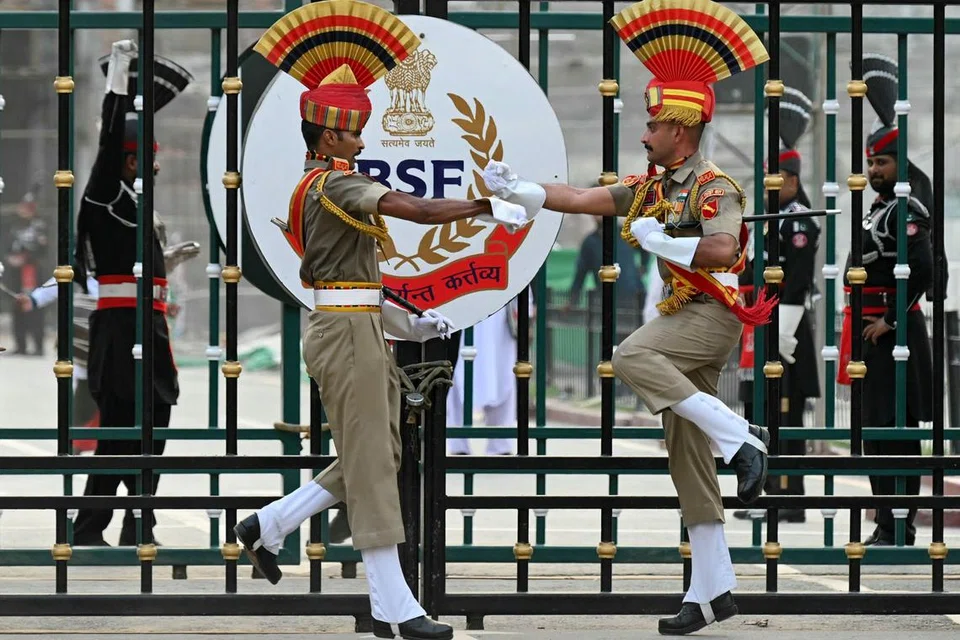 பஞ்சாப் மாநிலத்தில் உள்ள இந்தியா-பாகிஸ்தான் வாகா எல்லை.