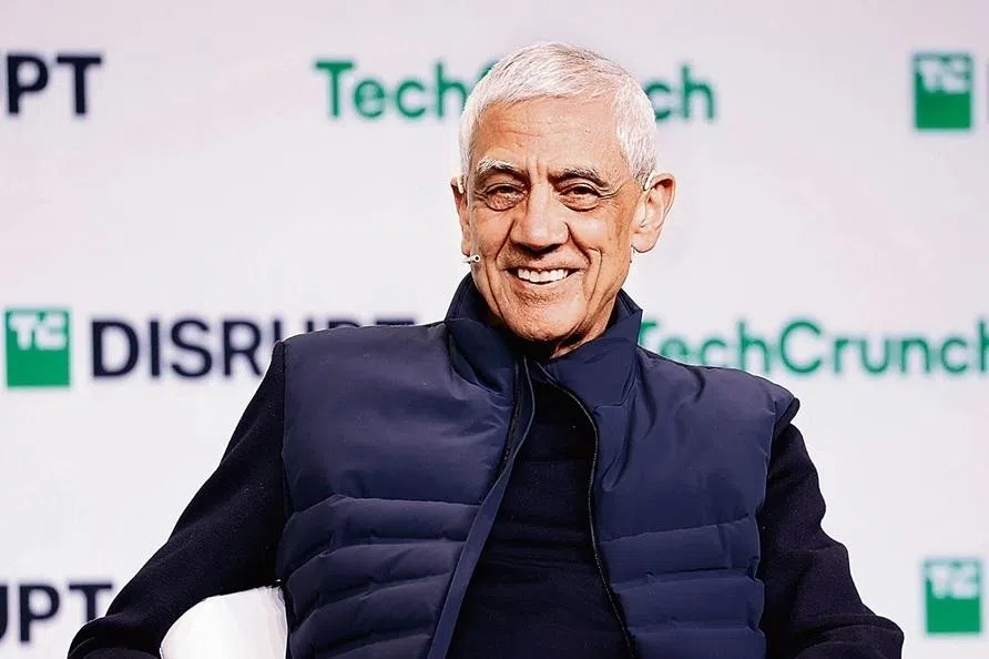 இந்தியாவில் 2030க்குள் தகவல் தொழில்நுட்பச் சேவைகள் மாயமாகிவிடும்: வினோத் கோஷ்லா