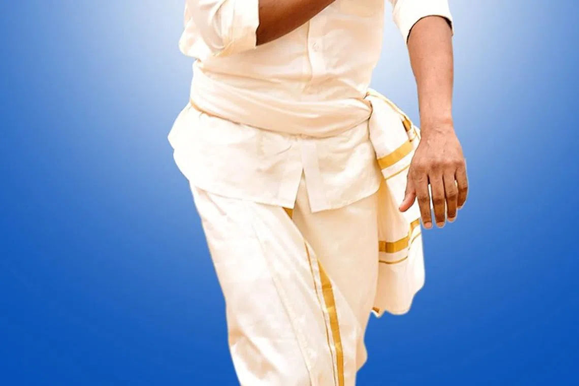 ‘நான் ஆணையிட்டால்’ - எம்ஜிஆர் பாணியில் சாட்டையைச் சுழற்றும் விஜய்