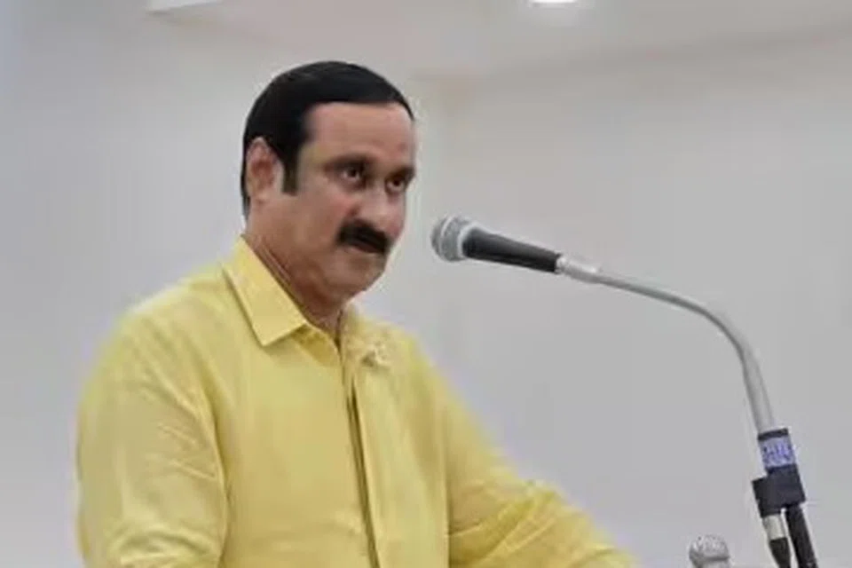 அன்புமணி ராதமாஸ்.