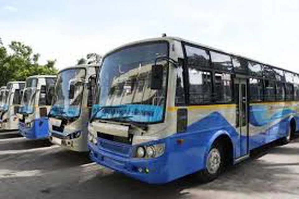 அரசு விரைவுப் பேருந்துகளில் மின்னணு முறையில் பணம் செலுத்தி பயணச்சீட்டு பெறும் வசதி. 