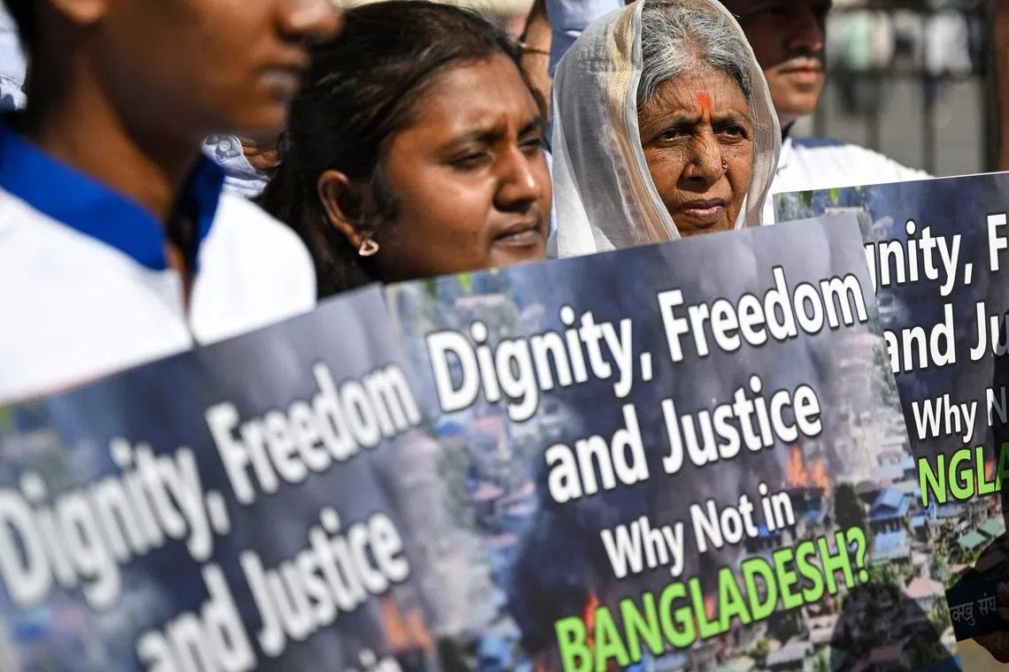 பங்ளாதேஷில் கோவிலைச் சேதப்படுத்திய நான்கு இளையர்கள் கைது