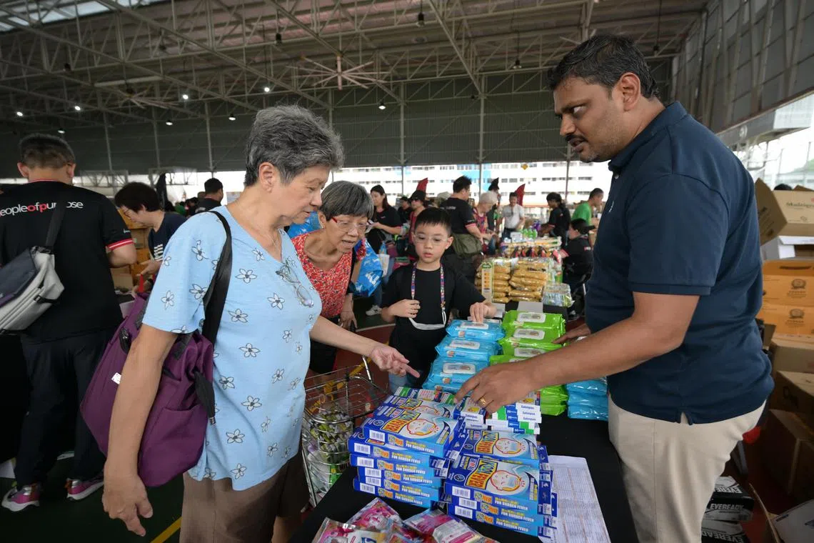 அதிக பாதிப்புக்கு ஆளாகக்கூடிய மூத்தோருக்கான $7.3 மி. திட்டம் 