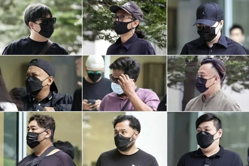 மின்சிகரெட் புகைத்ததாக நம்பப்படும் 13 செர்டிஸ் அதிகாரிகள்மீது குற்றச்சாட்டு