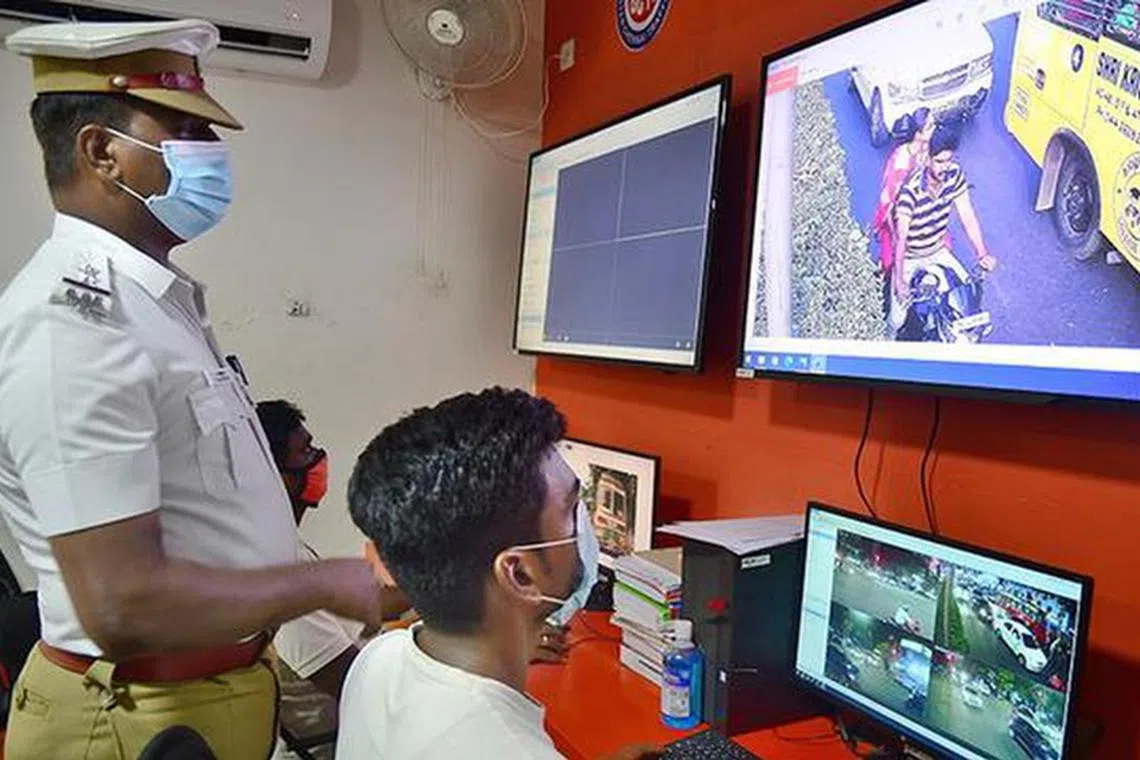 குற்றச்செயல்களைத் தடுக்க 65,000 இடங்களில் 3.2 லட்சம் கண்காணிப்புக் கேமராக்கள்: காவல்துறை நடவடிக்கை