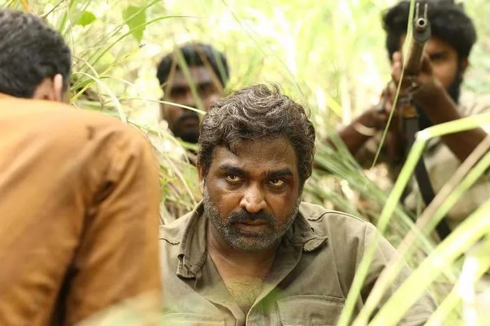 ‘விடுதலை 2’ படத்தில் இடம்பெறும் ஒரு காட்சியில் விஜய் சேதுபதி.