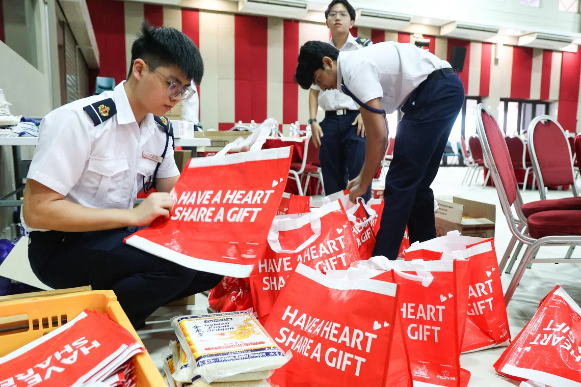 வசதி குறைந்தோருடன் விழாக்கால உணர்வைப் பகிர சிறுவர் படை அழைப்பு