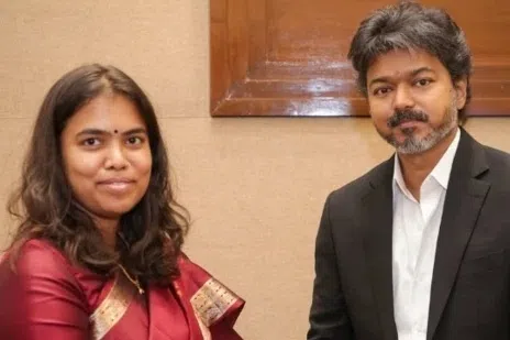 தொழில் முதலீடுகளை ஈர்க்க விஜய் பிரிட்டன் பயணம்