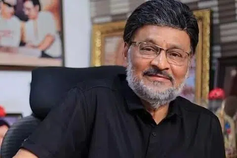 பாக்யராஜின் மறைவால் திரைப்பட உலகினர் அதிர்ச்சி அடைந்துள்ளனர்.
