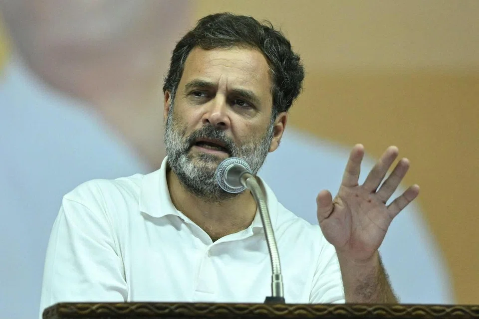 ராகுல் காந்தி, தான் போட்டியிடும் வயநாடு தொகுதியில் பிரசாரம் மேற்கொண்டு வருகிறார்.