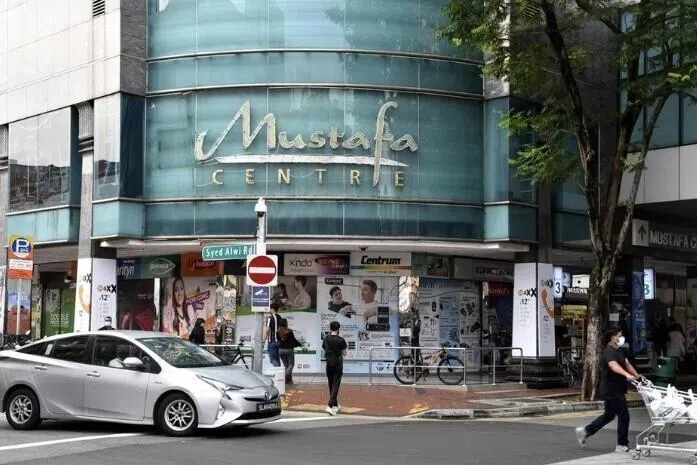 ஜோகூர் பாருவில் கிளை திறக்க சவால்களோடு போராடும் முஸ்தபா