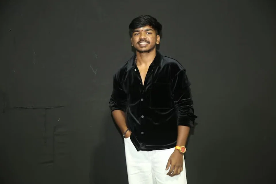 நடிகர் விஜய் சேதுபதியின் மகன் சூர்யா சேதுபதி.