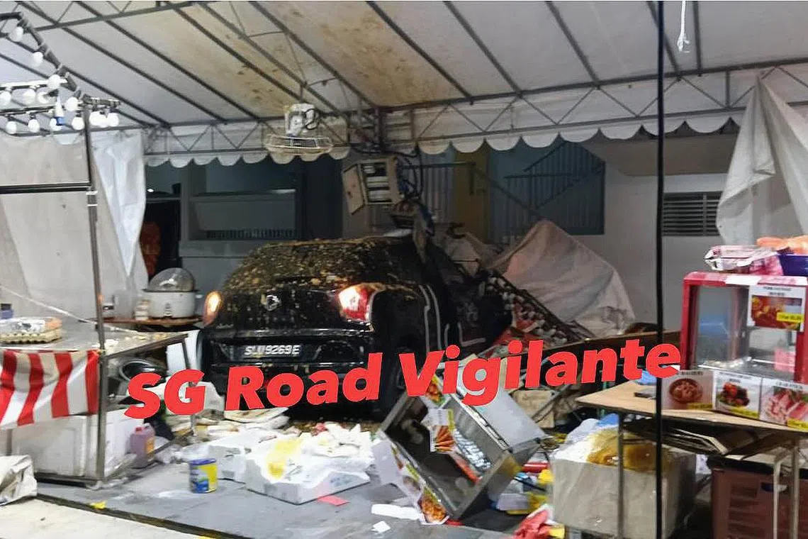 கேலாங் இரவுச் சந்தை கார் விபத்து; இரண்டாவது ஆடவர் கைது