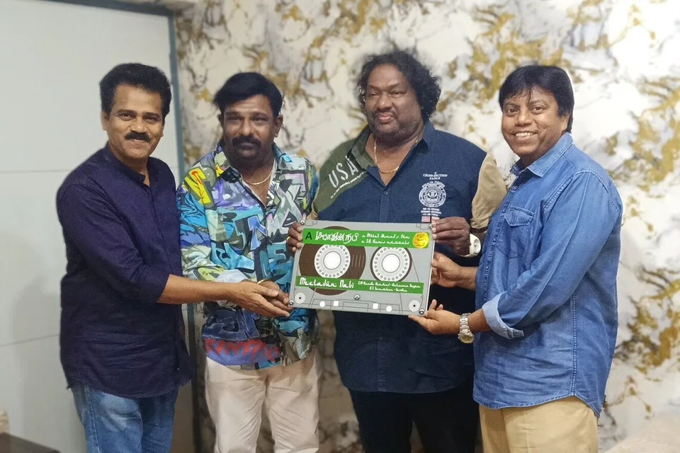 சம்சுதீன், எஸ்.ஆர்.ராம், ஸ்ரீகாந்த் தேவா, மில்லத் அகமது ஆகியோர் ஆவணத் திரைப்படத்தின் பாடல்களை வெளியிட்டனர்.