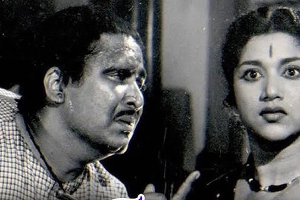 மணி ஓசை படத்தில் 
