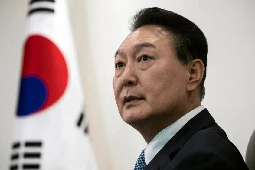 மக்களிடம் மன்னிப்பு கோரிய முன்னாள் அதிபர் யூன்