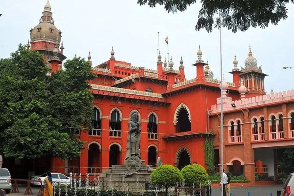 சென்னை உயர் நீதிமன்றம்.