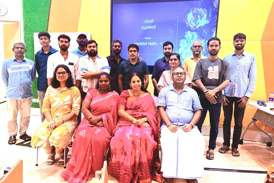 11வது மாதாந்தரச் சந்திப்பில் கலந்துகொண்டவர்கள்.