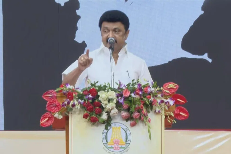 ‘தமிழ்ப்புதல்வன்’ திட்டம் 2024 ஆகஸ்ட் மாதம் முதல் செயல்படுத்தப்படும் என்று தமிழக முதல்வர் மு.க. ஸ்டாலின் அறிவித்துள்ளார்.