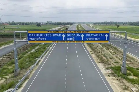 ஏறக்குறைய 37,000 கோடி ரூபாய் செலவில் பிரம்மாண்டமாக அமைக்கப்பட்டுள்ள இந்தச் சாலை, மாநிலத்தின் போக்குவரத்திலும் பொருளியல் வளர்ச்சியிலும் முக்கிய மைல்கல்லாக விளங்கும் என்று எதிர்பார்க்கப்படுகிறது.
