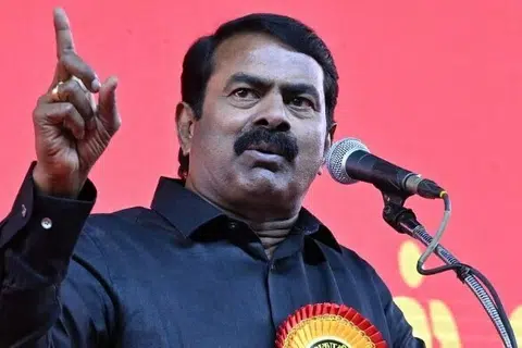 நாம் தமிழர் கட்சியின் ஒருங்கிணைப்பாளர் சீமான்.