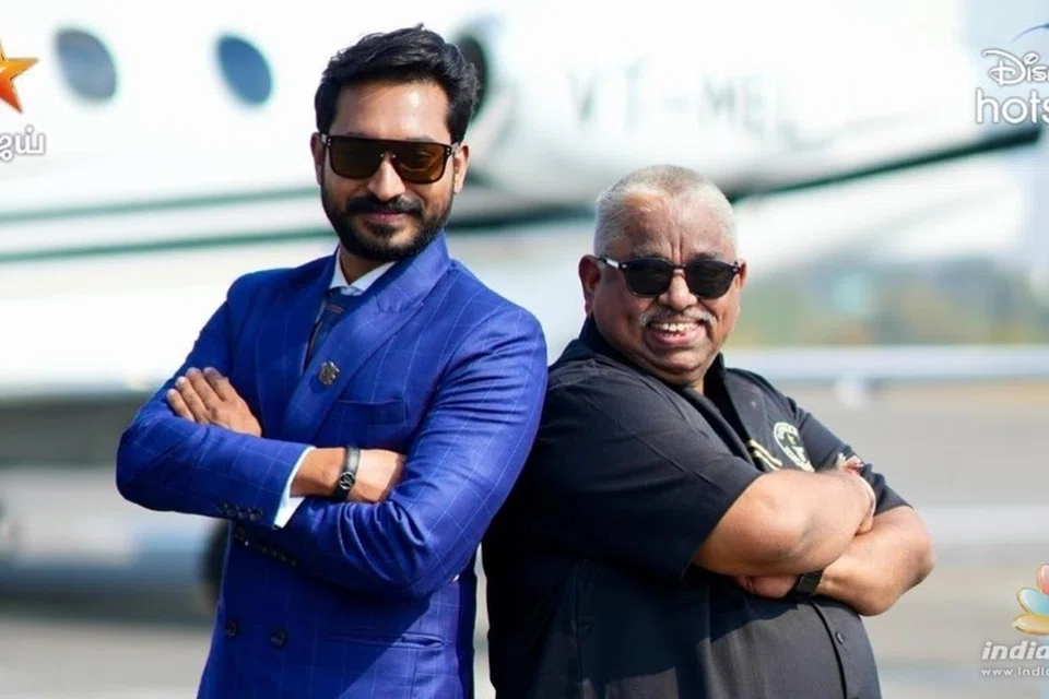 குக் வித் கோமாளியில் பங்கேற்கும் சமையல் நிபுணர்கள் மதம்பட்டி ரங்கராஜ், தாமு. 