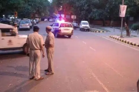 காணாமல் போகும் குழந்தைகளில் மூவரில் ஒருவரைக் கண்டுபிடிக்க முடிவதில்லை என டெல்லி காவல்துறையின் தரவுகள் குறிப்பிடுகின்றன.