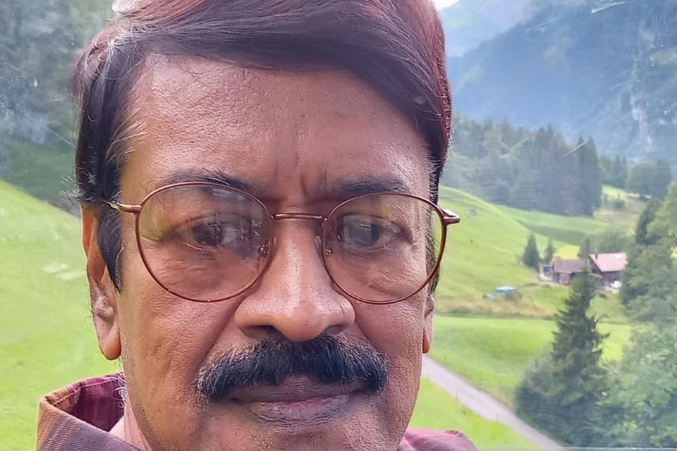 இயக்குநர் அம்ஷன் குமார்.