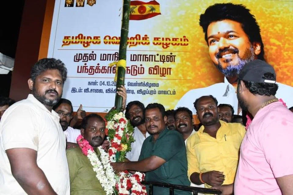 தமிழக வெற்றிக் கழகத்தின் முதல் மாநாட்டிற்கான பந்தல் நடும் விழாவில் அக்கட்சியின் தலைவர் விஜய் கலந்துகொள்ளவில்லை.