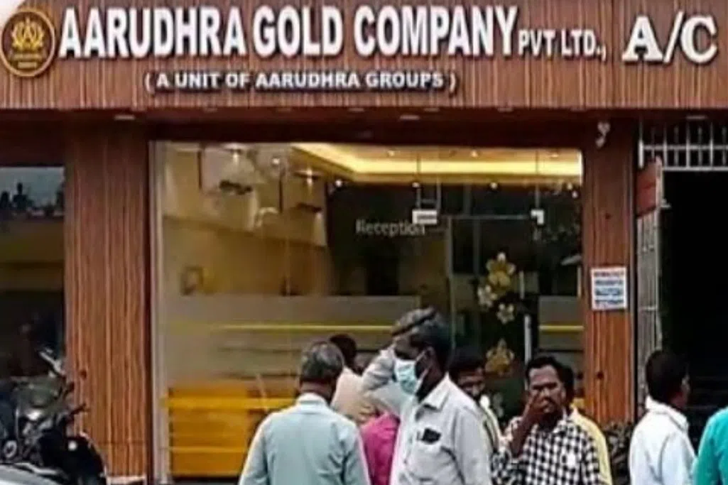 ரூ.2,438 கோடி மோசடி: அமலாக்கத் துறை அதிரடி சோதனை